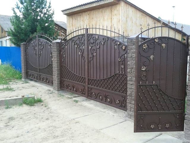 ворота Железнодорожный